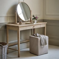 Common features and types of dressing tables