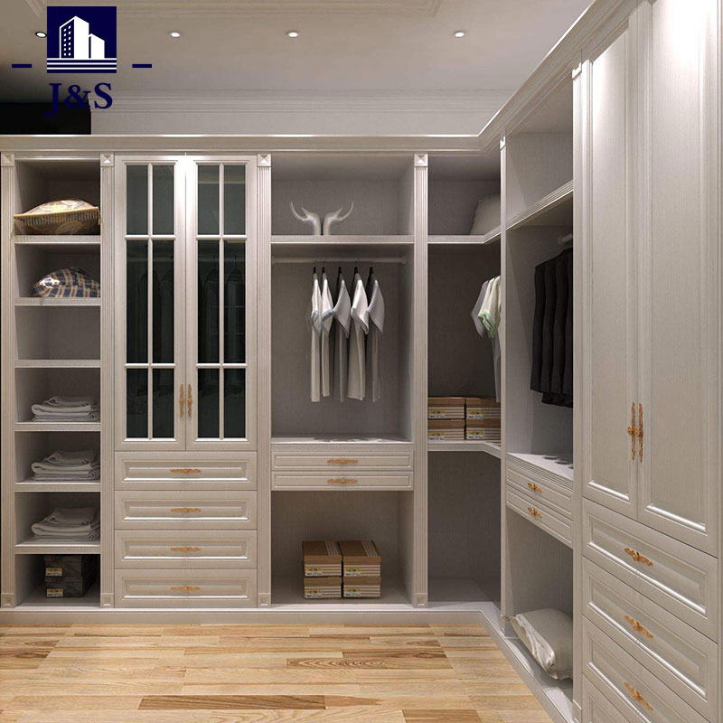 How to Optimize Space with Walk in Closet Shelving?