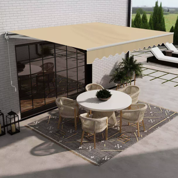 How Does a Motorized Retractable Awning Improve Outdoor Comfort and Space Efficiency?