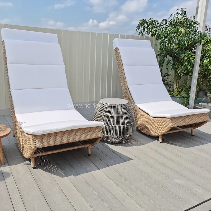 How Do You Choose the Right Sun Lounger Cushions for Durability and Comfort